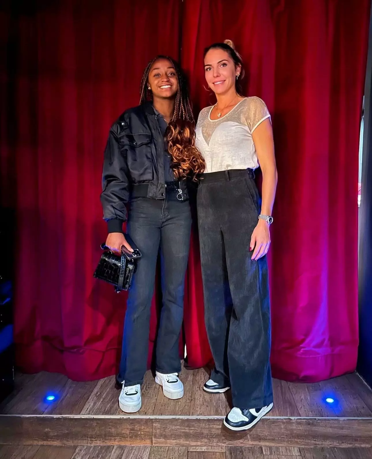 Selena Gomezau Restaurant Italien Soprano Le Vésinet à Paris